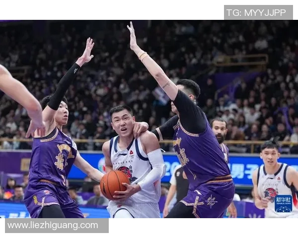 山西男篮与山东西王激战正酣谁将赢得这场精彩对决的胜利