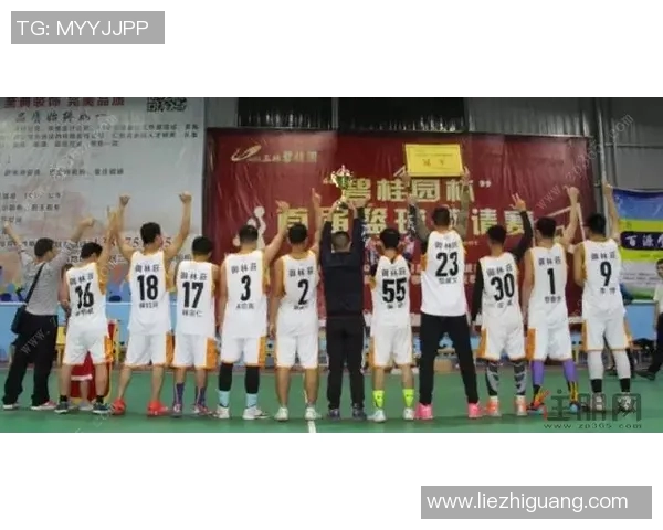 比利亚雷亚尔对阵埃尔切精彩比分揭晓比赛回顾与分析 比利亚雷亚尔对阵埃尔切精彩比分揭晓比赛回顾与分析