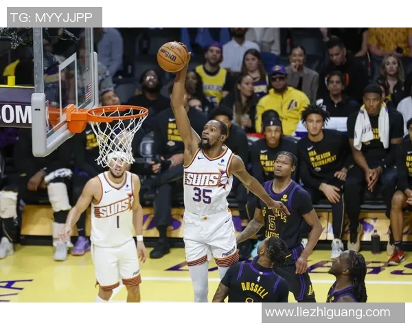 湖人对决太阳精彩回顾与赛后分析全场亮点与球员表现一览