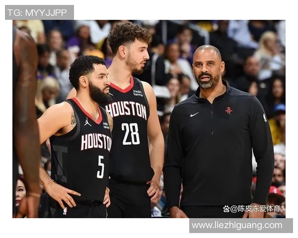 火箭与灰熊季前赛精彩对决比分揭晓引发球迷热议