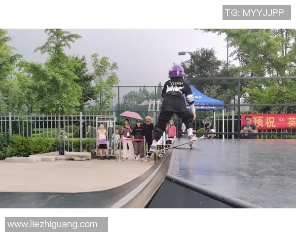 深圳滑板队的战术革新与转换体系探索之路 深圳滑板队的战术革新与转换体系探索之路