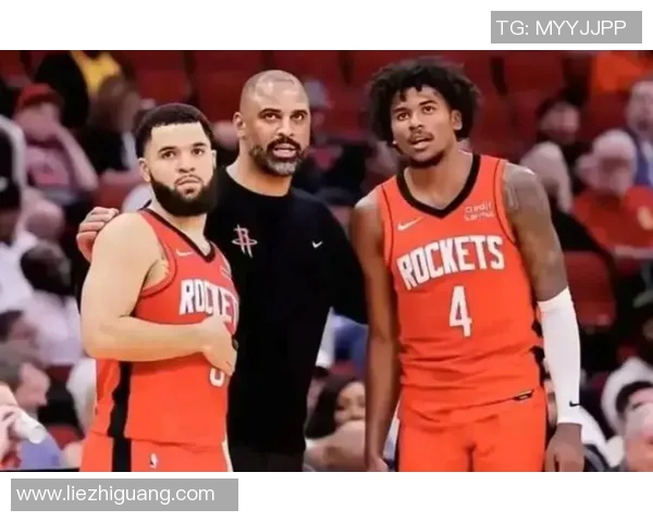 火箭队与76人队激战四节精彩瞬间回顾及赛后分析 火箭队与76人队激战四节精彩瞬间回顾及赛后分析