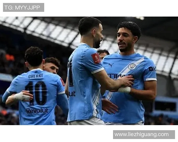 阿扎尔领衔挑战曼城豪门之战球迷期待精彩对决与激烈较量